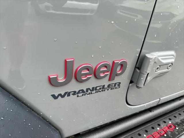Photo of 2021 Gray Jeep Wrangler Unlimited