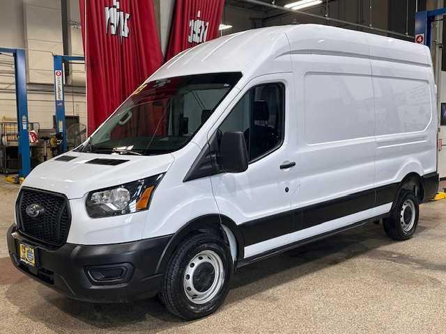 Photo of 2023 White Ford Transit-250