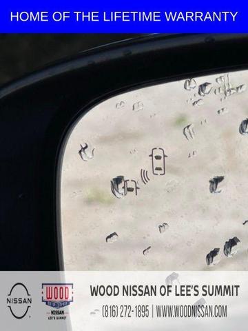 Photo of 2025 Glacier White Nissan Frontier