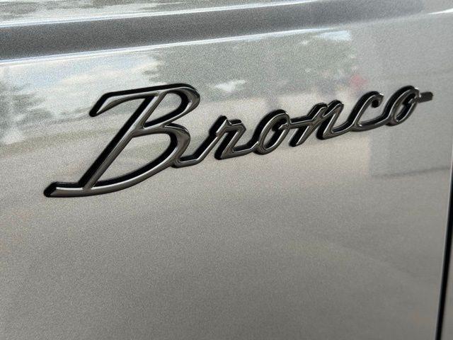 Photo of 2022 Gray Metallic Ford Bronco