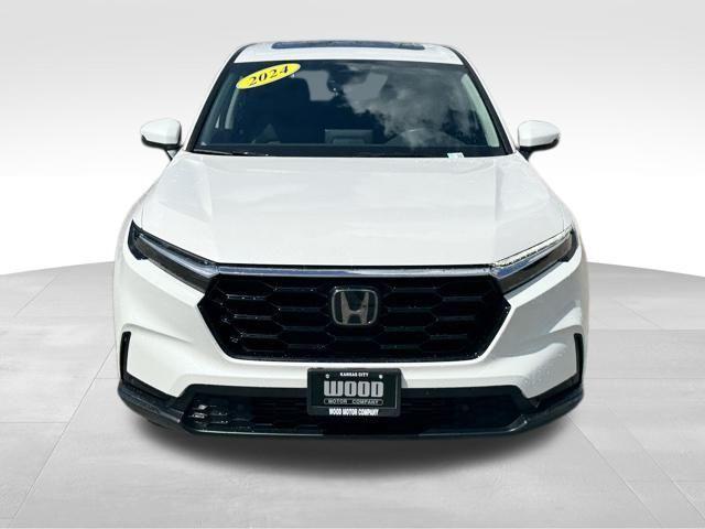 Photo of 2024 Platinum White Pearl Honda CR-V
