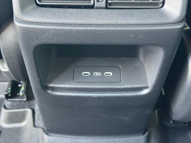 Photo of 2024 Platinum White Pearl Honda CR-V