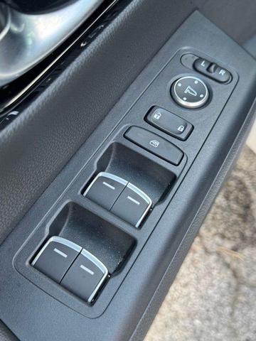 Photo of 2024 Platinum White Pearl Honda CR-V