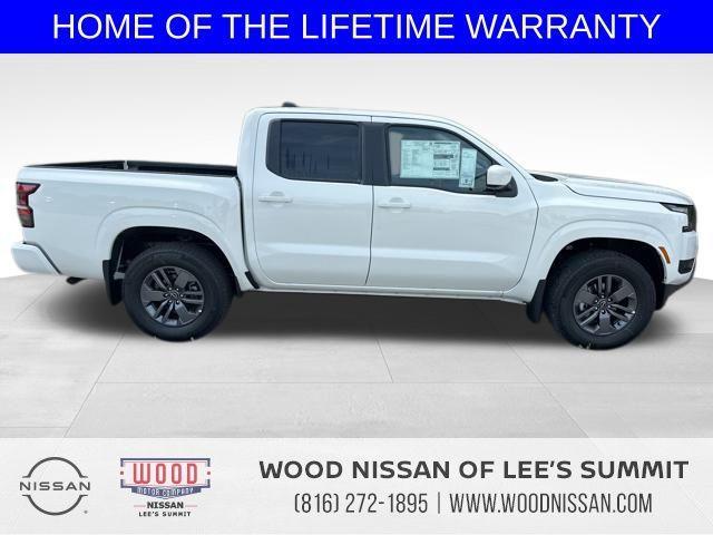 Photo of 2025 Glacier White Nissan Frontier