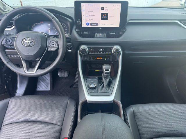 Photo of 2023 Midnight Black Metallic Toyota RAV4 Hybrid