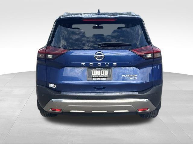 Photo of 2021 Caspian Blue Nissan Rogue