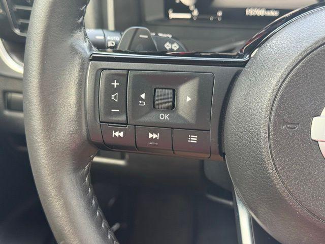 Photo of 2021 Caspian Blue Nissan Rogue
