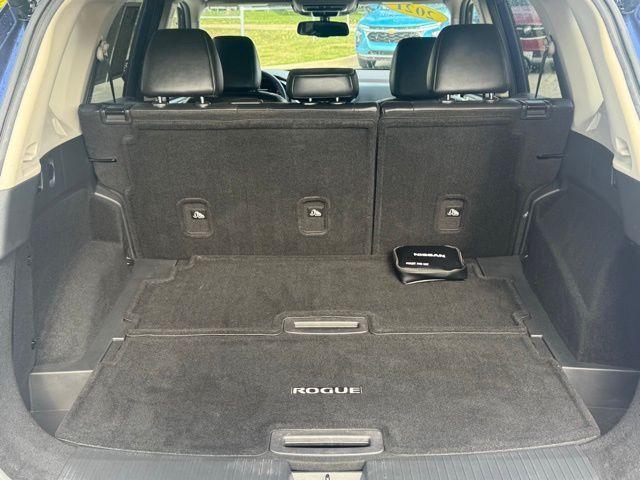 Photo of 2021 Caspian Blue Nissan Rogue