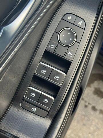 Photo of 2021 Caspian Blue Nissan Rogue