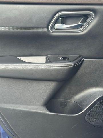Photo of 2021 Caspian Blue Nissan Rogue