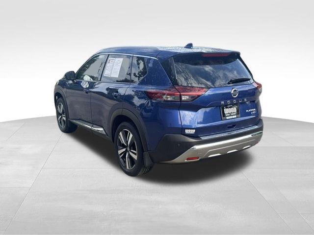 Photo of 2021 Caspian Blue Nissan Rogue