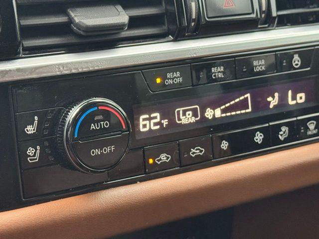 Photo of 2022 Obsidian Green Nissan Pathfinder