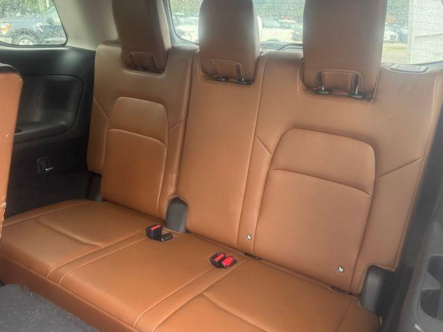 Photo of 2022 Obsidian Green Nissan Pathfinder