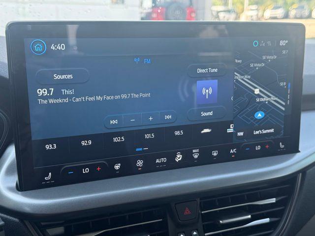 Photo of 2024 Carbonized Gray Metallic Ford Escape