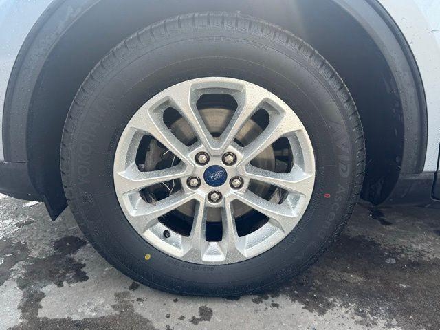 Photo of 2022 Ice Blue Ford Escape