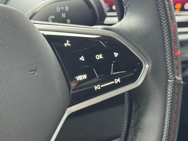 Photo of 2025 Deep Black Pearl Effect Volkswagen ID.4
