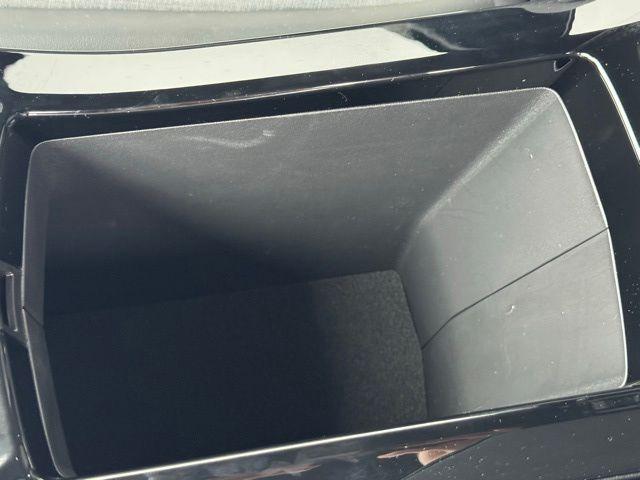 Photo of 2025 Deep Black Pearl Effect Volkswagen ID.4