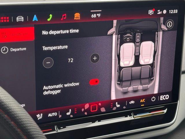Photo of 2025 Deep Black Pearl Effect Volkswagen ID.4