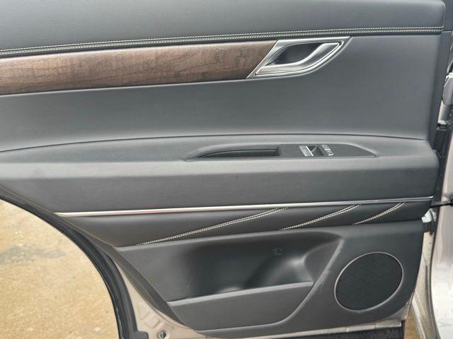 Photo of 2024 Savile Silver Genesis GV80