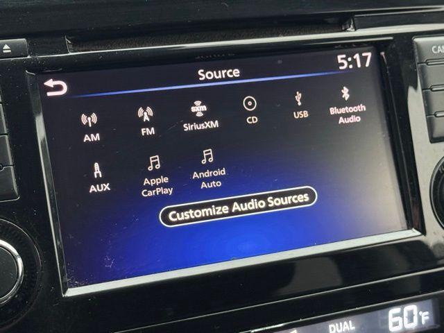 Photo of 2018 Magnetic Black Nissan Rogue