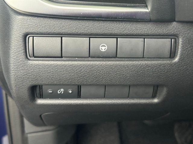 Photo of 2022 Caspian Blue Nissan Rogue