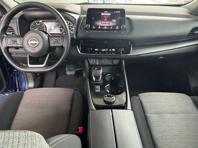 Photo of 2022 Caspian Blue Nissan Rogue