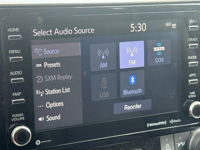 Photo of 2021 Midnight Black Metallic Toyota Highlander Hybrid