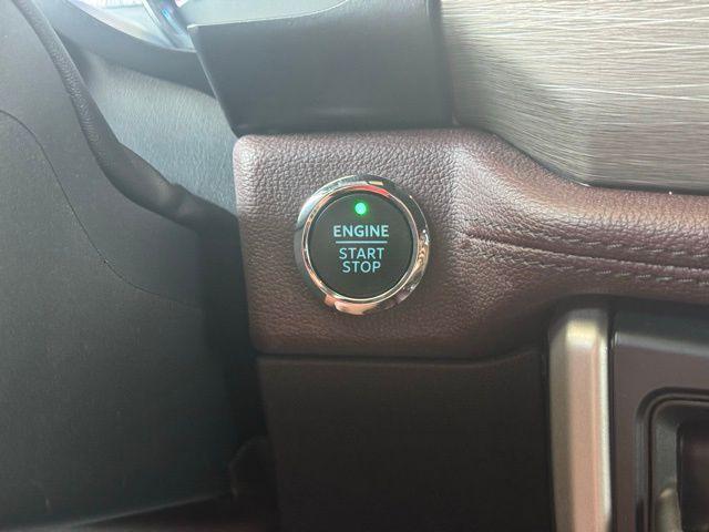 Photo of 2022 Oxford White Ford Expedition Max