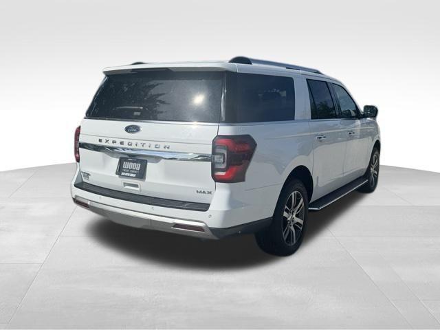 Photo of 2022 Oxford White Ford Expedition Max