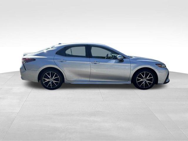 Photo of 2023 Celestial Silver Metallic Toyota Camry