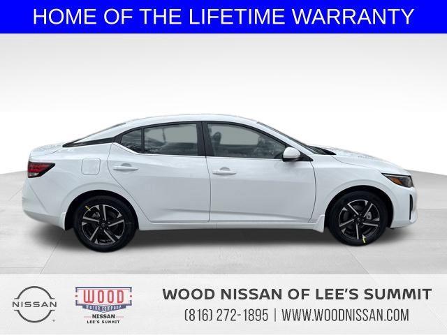 Photo of 2025 Cloud White Nissan Sentra