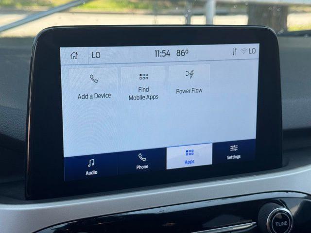 Photo of 2022 Black Metallic Ford Escape