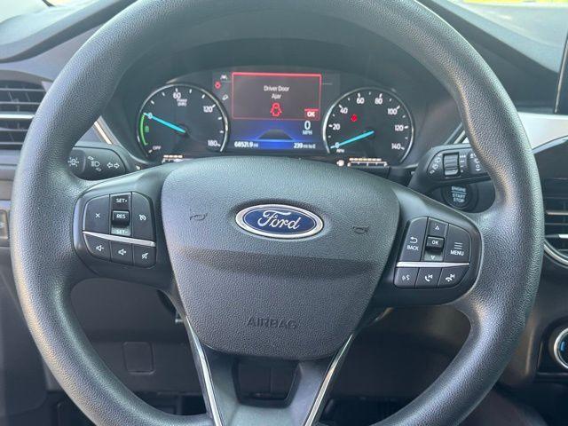 Photo of 2022 Black Metallic Ford Escape