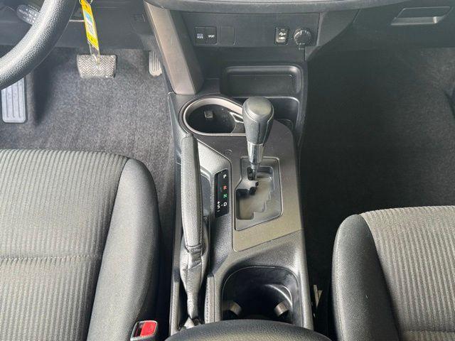 Photo of 2017 White Toyota RAV4