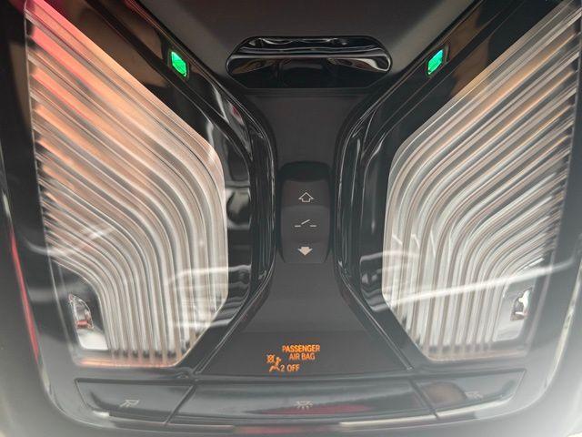 Photo of 2023 Mineral White Metallic BMW X5 M