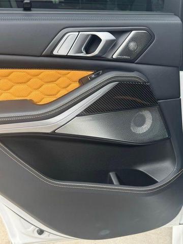 Photo of 2023 Mineral White Metallic BMW X5 M