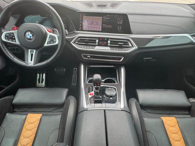 Photo of 2023 Mineral White Metallic BMW X5 M