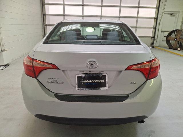 Photo of 2018 Classic Silver Metallic Toyota Corolla