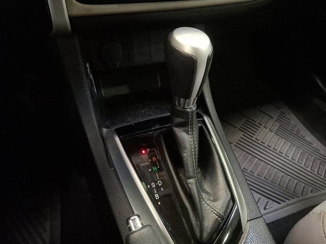 Photo of 2018 Classic Silver Metallic Toyota Corolla