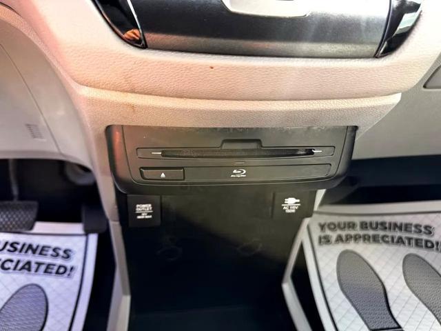 Photo of 2020 Lunar Silver Metallic Honda Odyssey