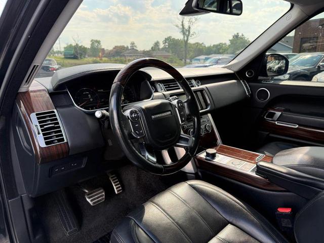 Photo of 2016 Black Land Rover Range Rover