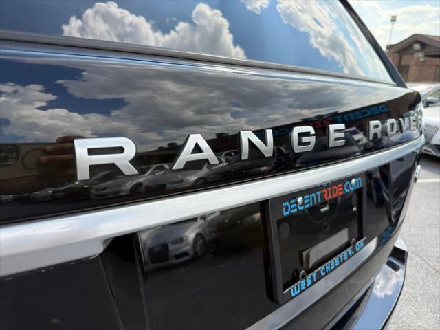 Photo of 2016 Black Land Rover Range Rover