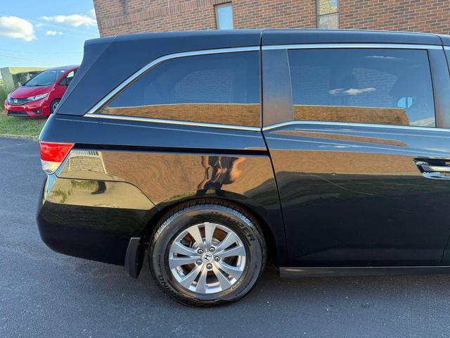 Photo of 2016 Crystal Black Pearl Honda Odyssey