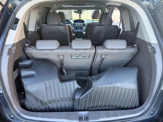 Photo of 2016 Crystal Black Pearl Honda Odyssey