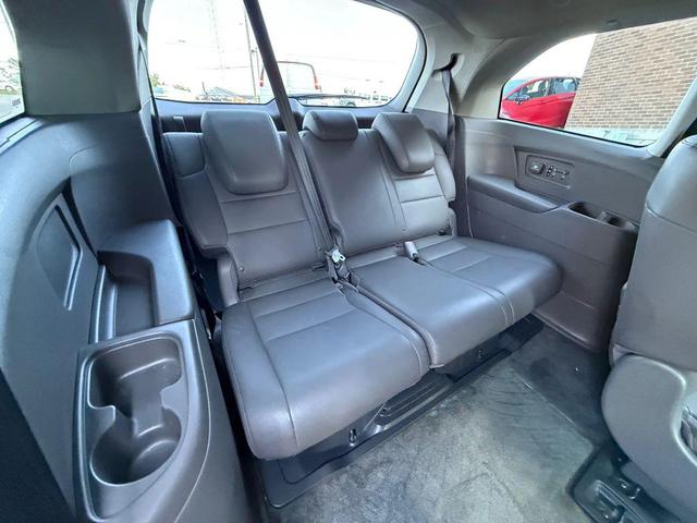 Photo of 2016 Crystal Black Pearl Honda Odyssey