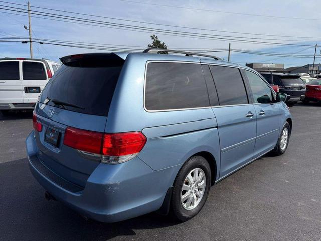 Photo of 2010 Blue Honda Odyssey