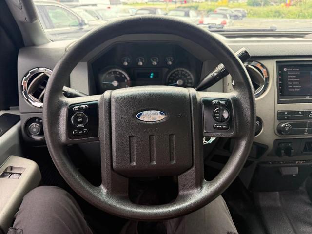 Photo of 2013 Tuxedo Black Metallic Ford F-250