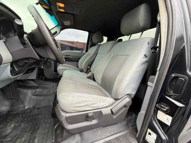 Photo of 2013 Tuxedo Black Metallic Ford F-250