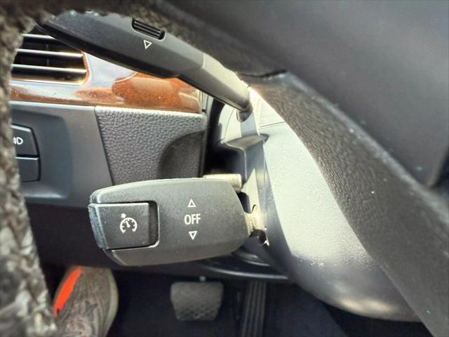 Photo of 2011 Black BMW 328