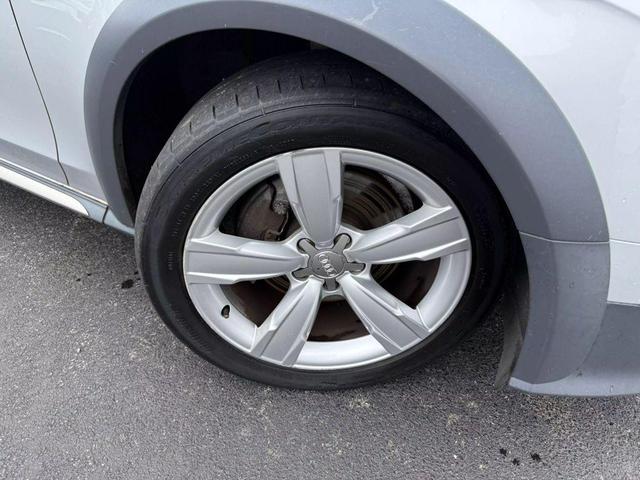 Photo of 2014 Silver Audi allroad